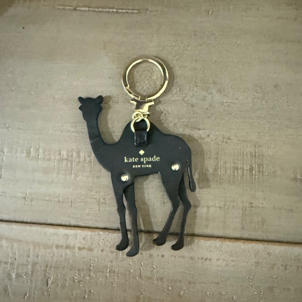 Kate Spade Camel Spice Thing Up Keychain Bag Charm - Picture 2 of 2
